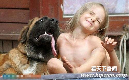 �������󵨵�ɫ������Ĺ����ֵ��ڷ���Ů��