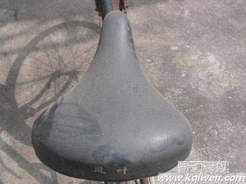 ��������ɬ���ؼ۳��۰���һ��